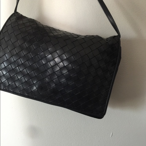 DESIGNER ▪️ VINTAGE BOTTEGA VENETA CROSSBODY - Picture 15 of 15